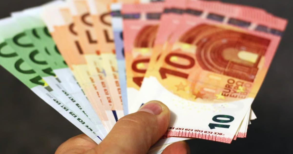 SNP hail Ireland pension rise as proof of independence benefits