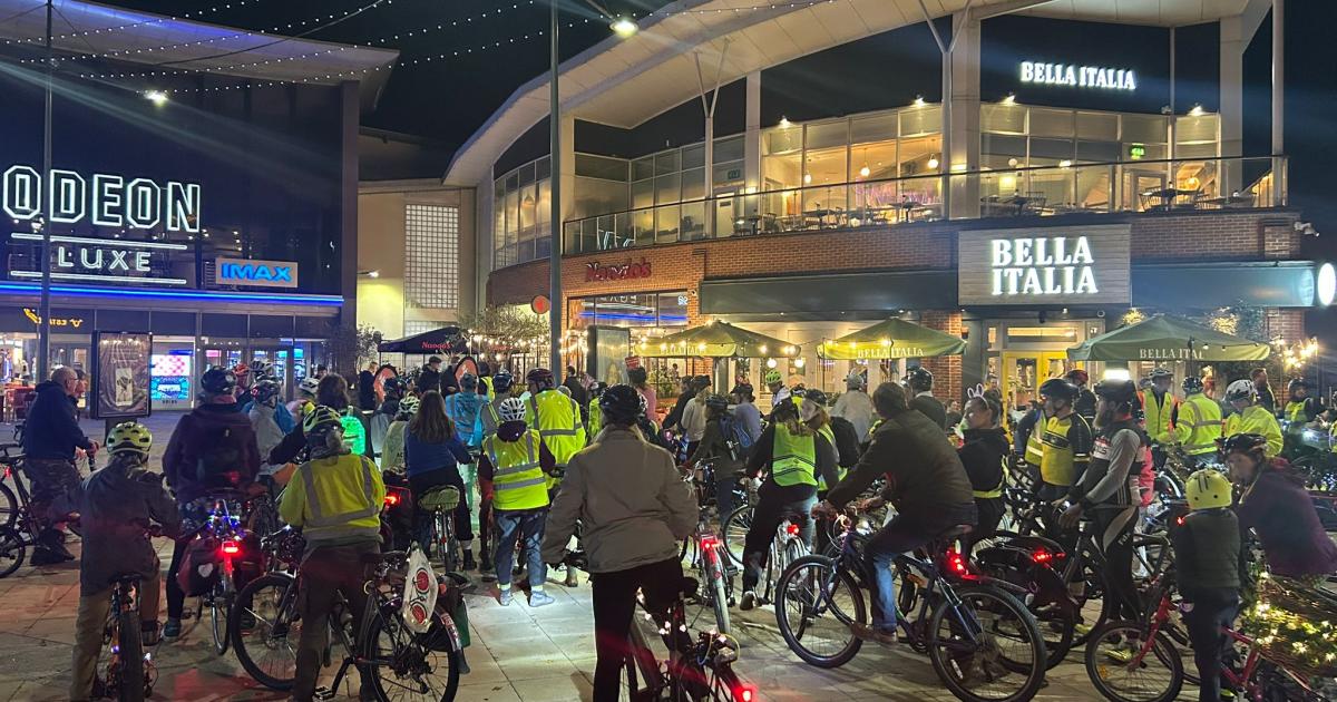Norwich cyclists plan 'glow ride' to highlight safety needs