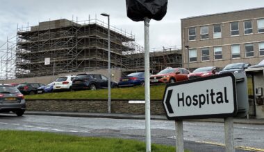 ‘Excellent’ workers praised but NHS urged to make immediate improvements at Gilbert Bain Hospital