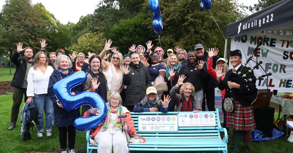 New bench unveiled in west Belfast as part of mental health campaign – The Irish News