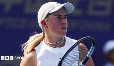 Sonay Kartal lines up a return at the Wuhan Open