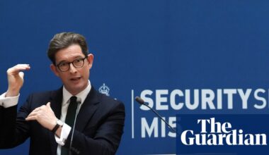 Rightwing extremists increasingly likely to consider terrorist attacks, MI5 chief says | UK security and counter-terrorism