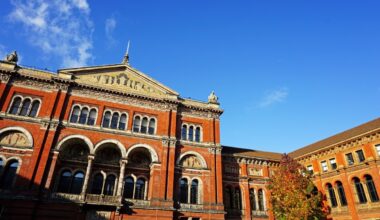 V&A proposing significant cuts to its academy amid financial pressures - The Art Newspaper