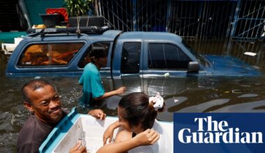 Bangkok at breaking point as floods turn streets into stagnant lakes | Extreme weather