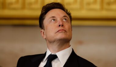 Elon Musk: SpaceX Could Be Worth Vastly More Than Earth's Economy