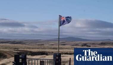 ‘4,000 people minding our own business’: four decades on, Falklands again face a hostile Argentina | Falkland Islands