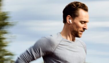Tom Hiddleston, 45, Shares the 5/2 Method He Uses to Build Strength and Stamina in Just 30 Minutes