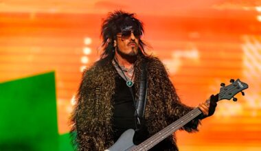 Nikki Sixx onstage