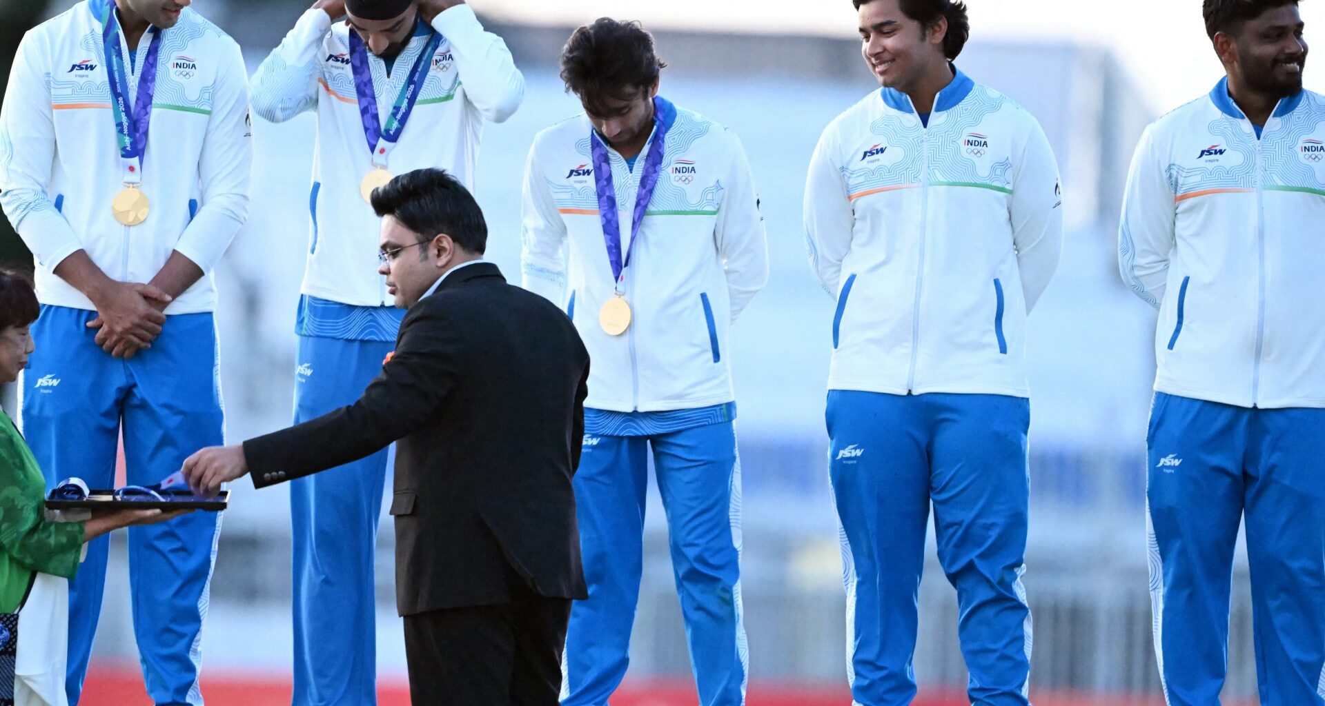 No handshakes and a delayed ceremony as India beat Pakistan at Asian Games | Cricket