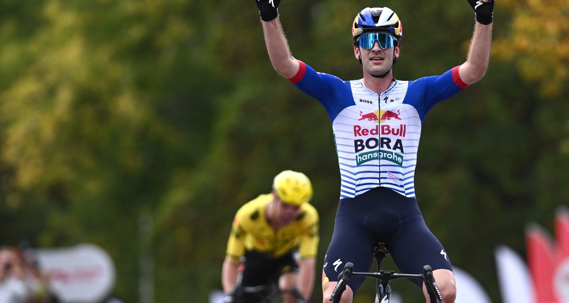 Eneco Tour: Mick van Dijke nets maiden pro win as Victor Campenaerts moves into race lead on breathless stage 3