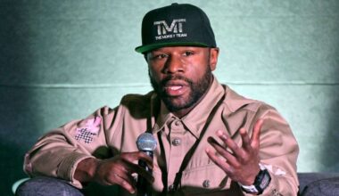 Floyd Mayweather finally announces his next two fights including 100 million blockbuster