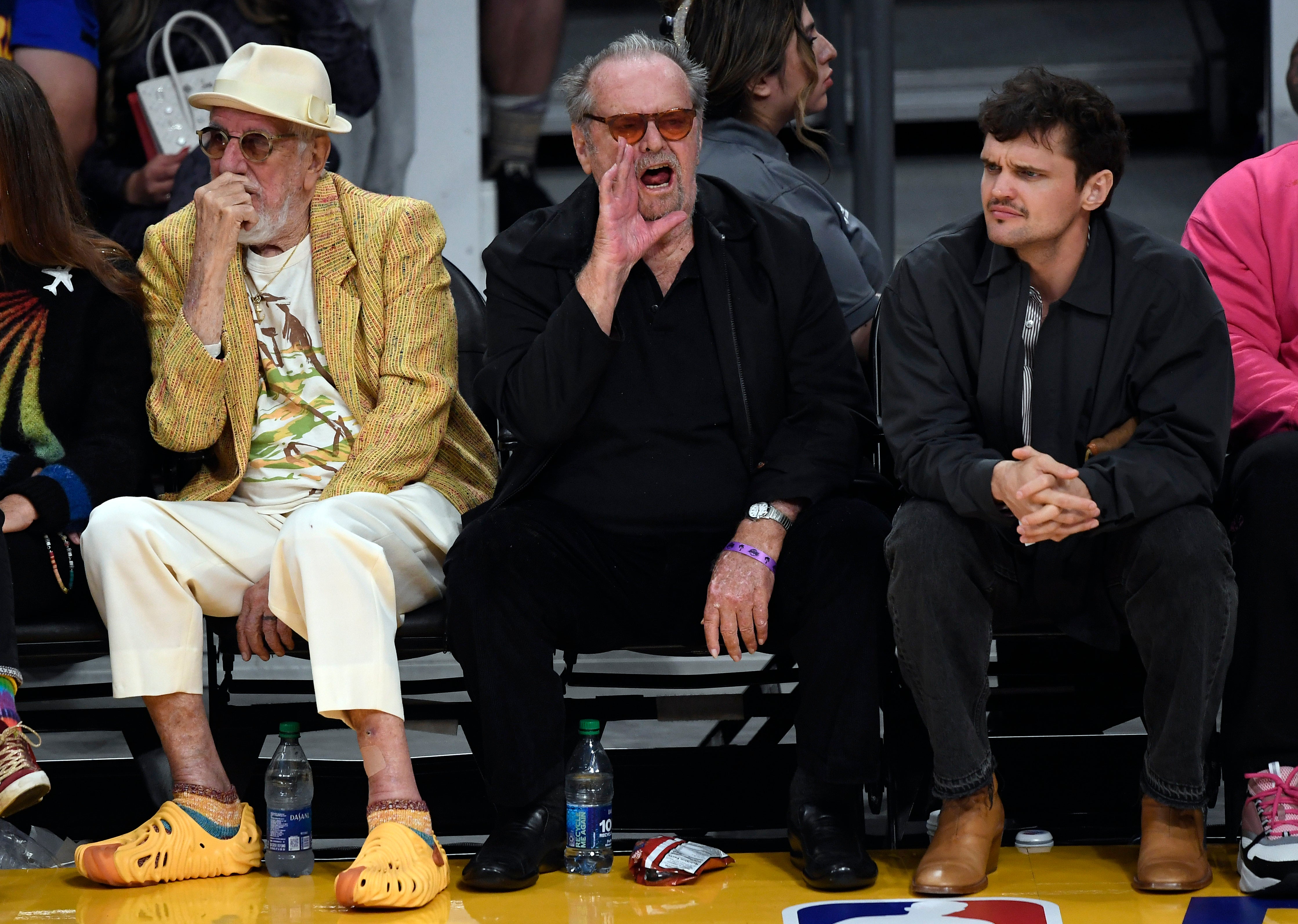 Nicholson is seen at a Lakers game in 2023 alongside his actor son Ray
