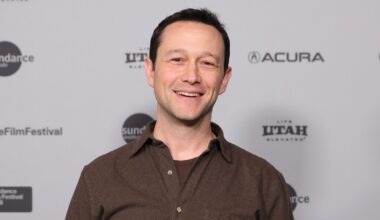 Joseph Gordon-Levitt Says AI Hijacks Intimacy, Be Afraid of People Who Make AI