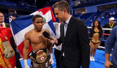 Floyd Schofield Claims WBA Belt After Uneven Return
