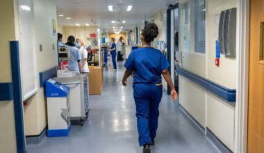 'Generational injustice': Young nurses 'forced' to opt out of gold-plated pensions