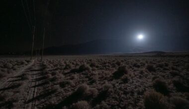 Mysterious 'blinding lights' are leaving a small town absolutely baffled | News Tech