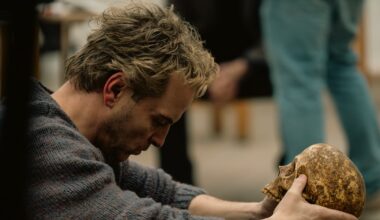 First Look review: In Elsinore, Andrew Scott shows why he’s one of the great actors of our age – The Irish Times