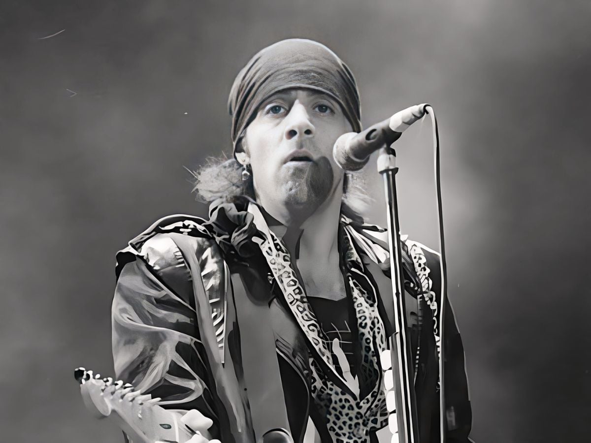 The ‘hero’ Steven Van Zandt disowned after he threatened him with a gun