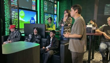 Fresno’s new VR arcade offers games, food and drinks