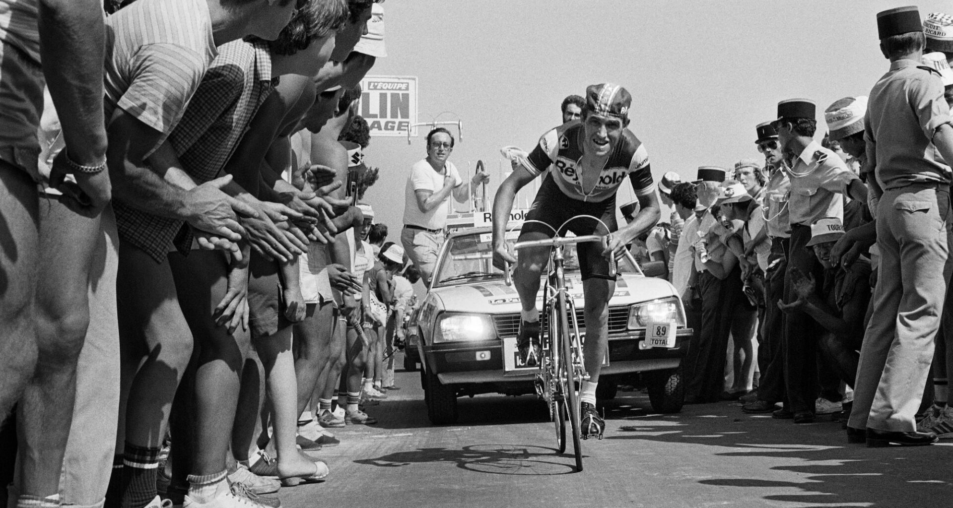 Ángel Arroyo, 'a legend of Spanish cycling', dies aged 70