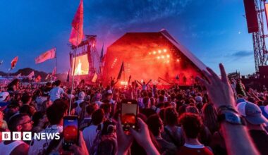 'It's literally a lottery': Glastonbury 2027 ticket sale begins