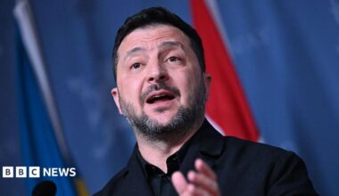 Ukraine live updates: Zelensky says intelligence sharing on Russian strikes 'works now'