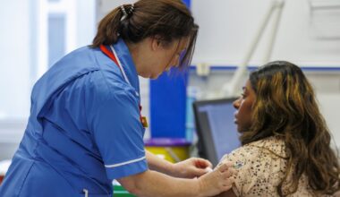 London flu alert: 'Get jabs', say NHS chiefs as cases soar to 'ominous' autumn high - London Evening Standard