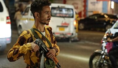 Yemen’s army says targets Houthis in hundreds of strikes, killing 700 | Houthis News
