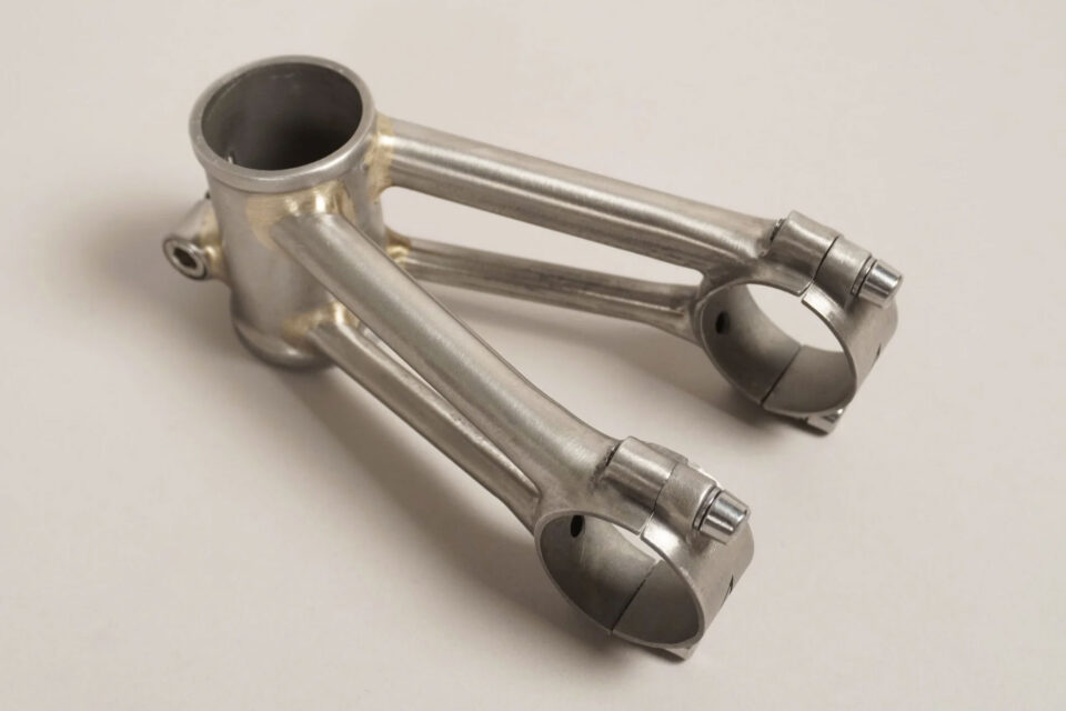 Avalanche Cycles Quatre Stem