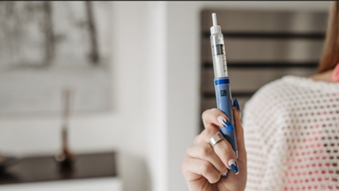 Why is South Africa struggling to stop the sellers of illegal weight-loss injections — and how can consumers tell whether the medicines they're buying are safe?