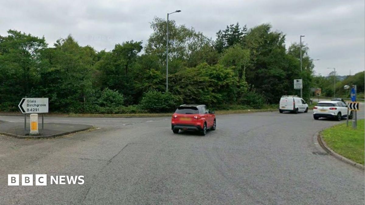 Glais roundabout
