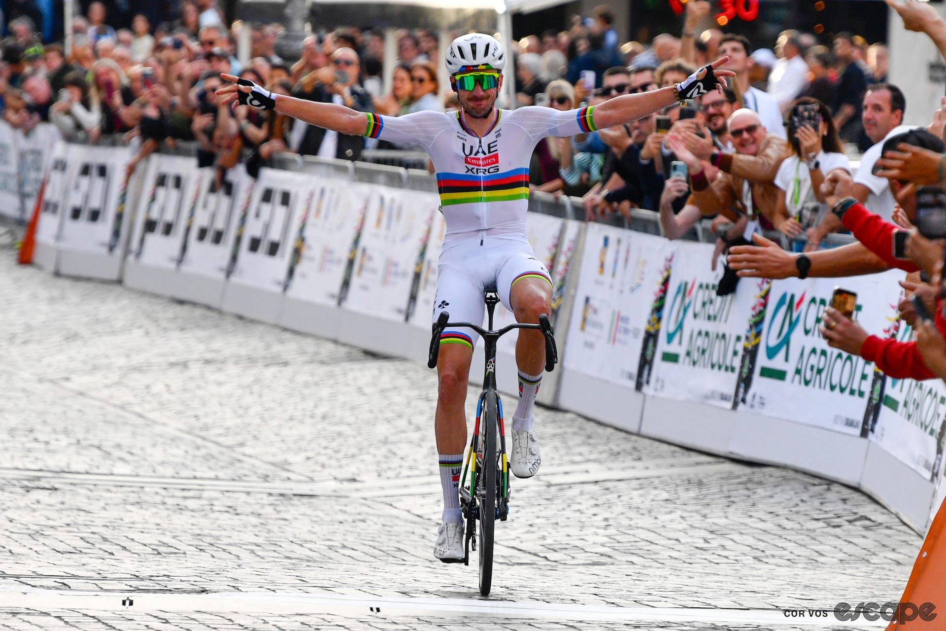 Gallery: McNulty closes the curtain on 2026 with first win in rainbow bands