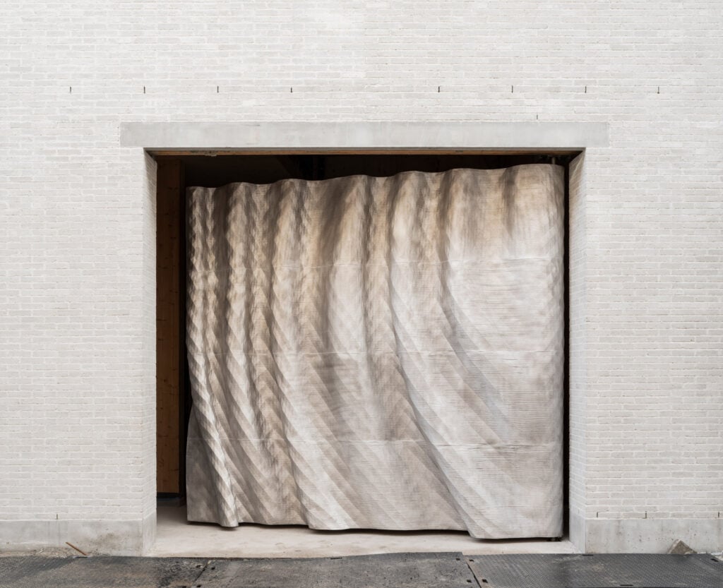 Freeze Frame 82.2 by Unfold