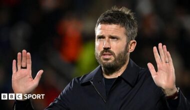 Manchester United manager Michael Carrick holds up his hands