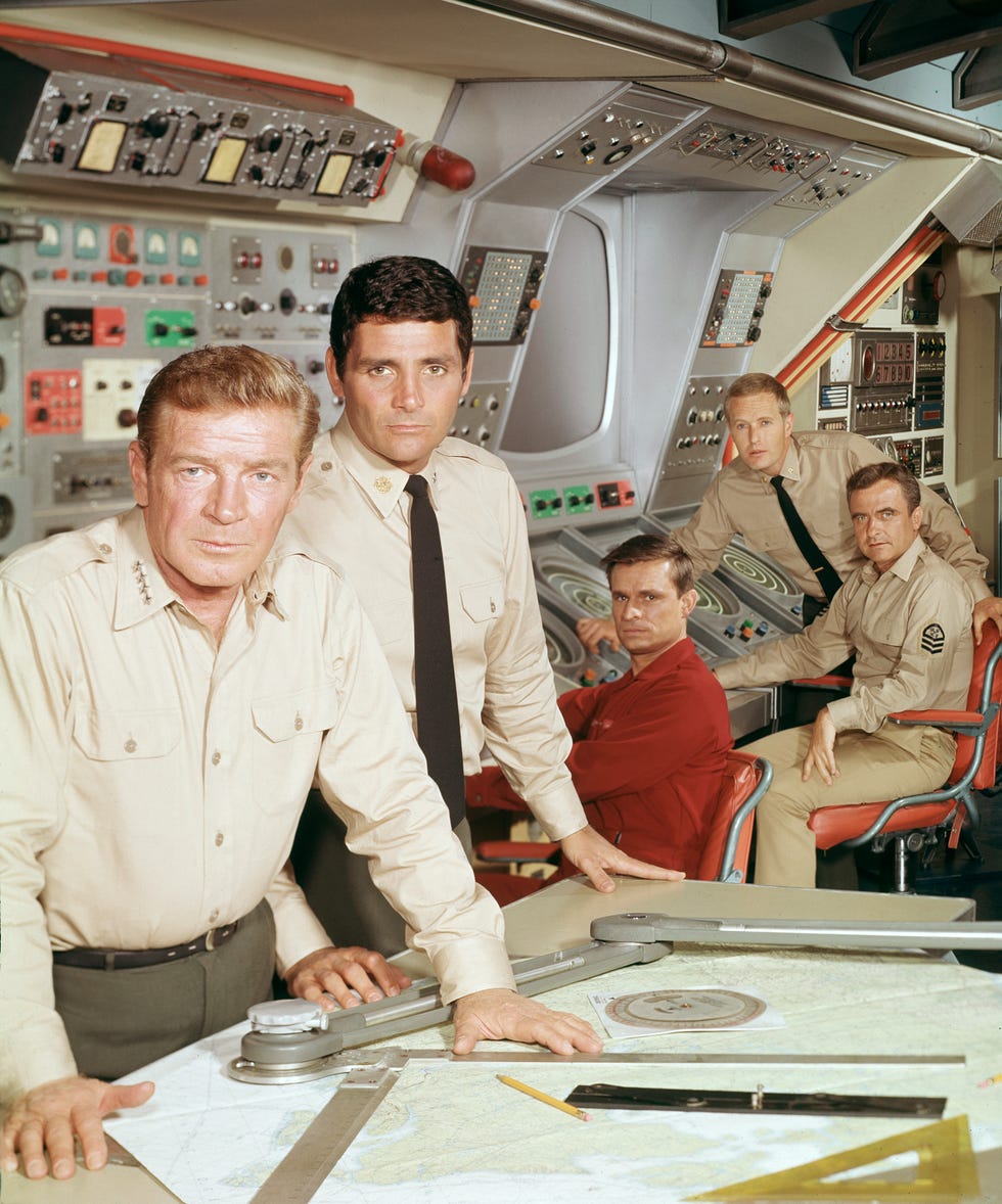 richard basehart, hedison del monroe, robert dowdell, terry becker, voyage to the bottom of the sea