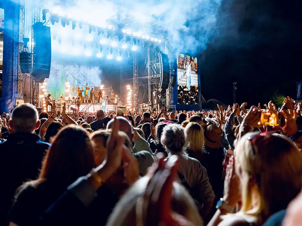 One of the world’s biggest rock bands to play Scarborough | YorkMix