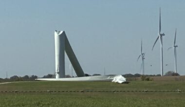 A 499-foot wind turbine folded in half into a Missouri pasture after two loud noises at 4 in the morning, the fifth tower to go down at the state’s biggest wind farm, and photos taken that afternoon show three of its neighbors spinning beside the stump