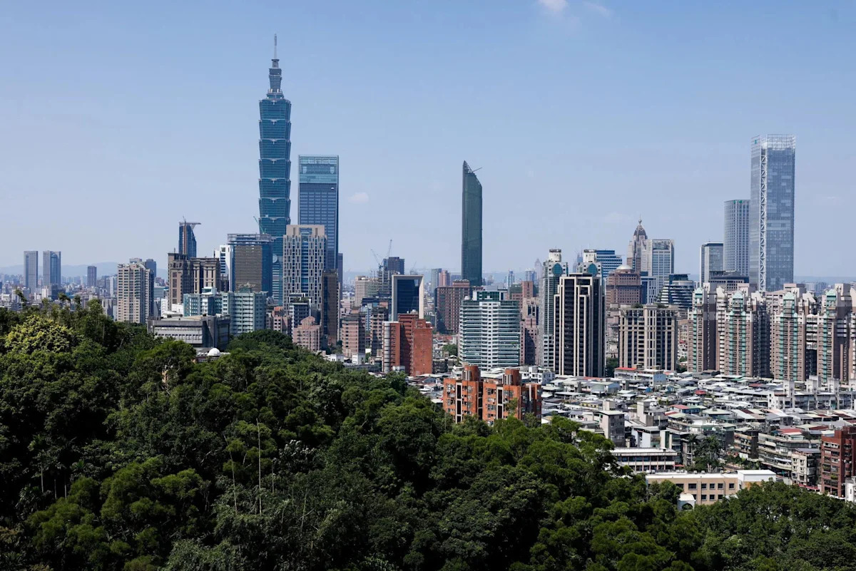 Heading to Taiwan? You can now pay with DBS PayLah!