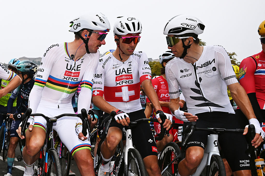 World champion, Swiss champion and New Zealand champion having a chat on the start line