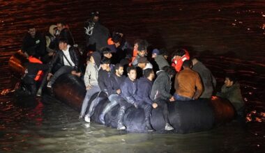 Migrant crisis: Britain 'dishes out 1,000 hijabs to illegal migrants'