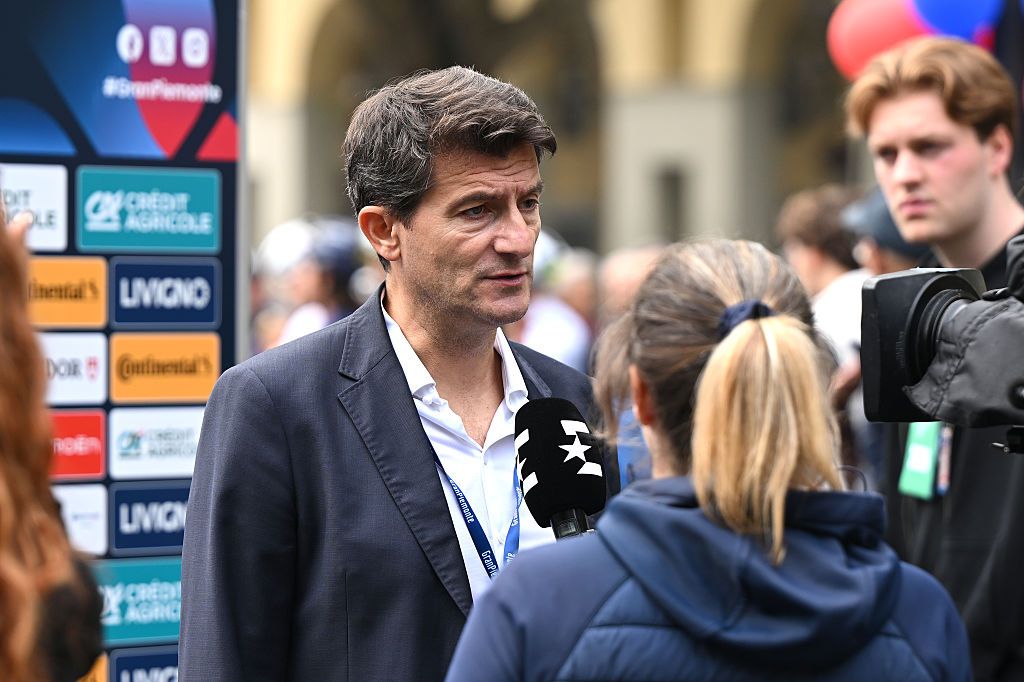 Luca Guercilena speaks to media before Gran Piemonte