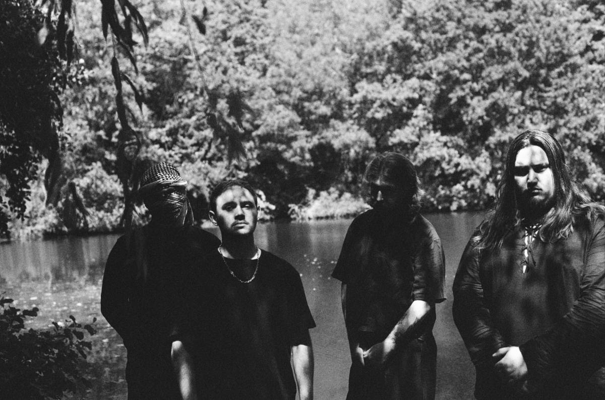 Beyond Extinction // Three Swords // EP Review – R o c k 'N' L o a d