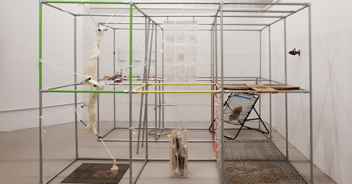 shifting center transforms personal rituals of control into participatory playground