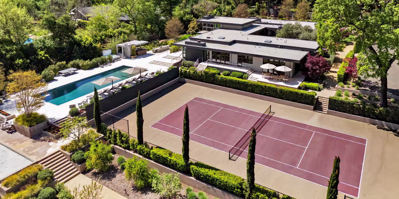 A California Wine Country Bolthole Where Ronald Reagan, Charlie Chaplin and Bing Crosby Played Tennis