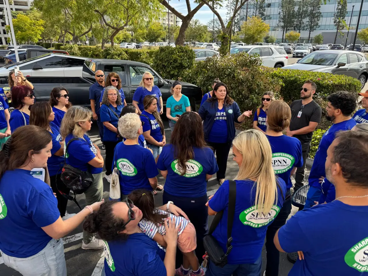 Sharp nurses picketing while Kaiser workers on strike