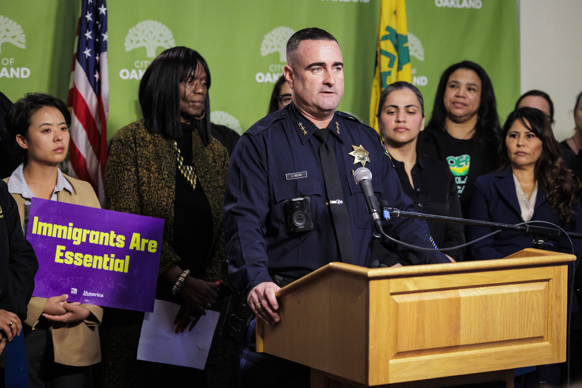 Oakland Chooses James Beere to Serve as Permanent Police Chief