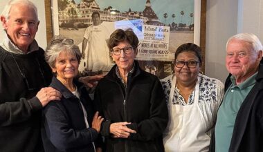 Four Friends And The Chef ... | Coronado Home and Business