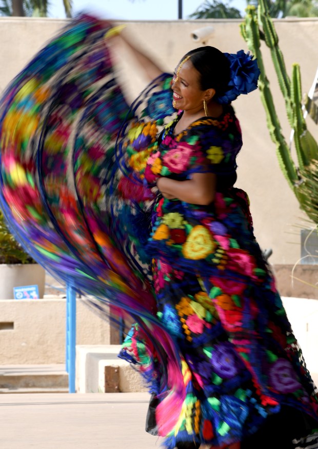 The Ballet Folklórico Almitas Mexicanas performs during the Día de...