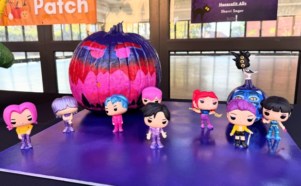 A “K-Pop Demon Hunters” scene made with pumpkins and Funko...