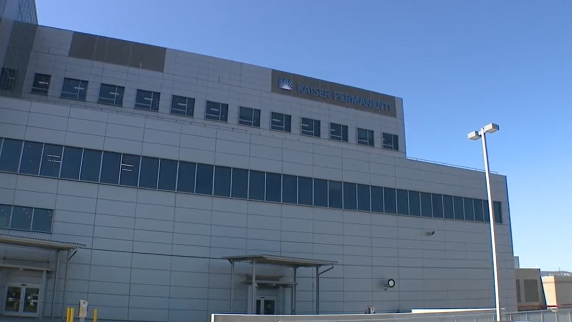 Thousands of Kaiser nurses, healthcare workers to strike for five days